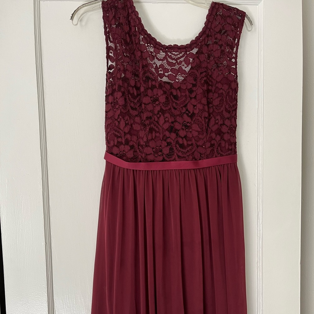 short lace and mesh dress with illusion neckline in wine David’s Bridal F17019